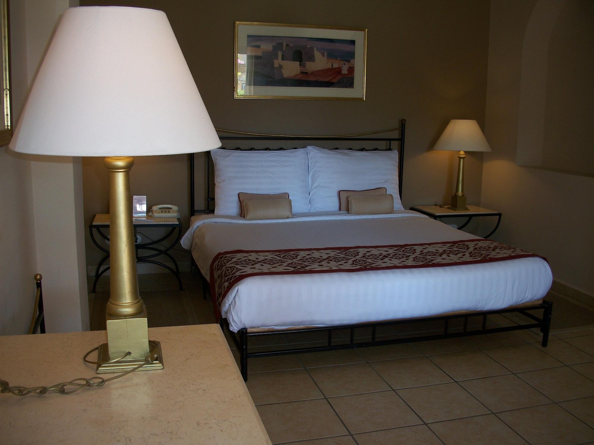 Jaz Makadi Saraya Resort Gurdaka Kültér fotó A bedroom