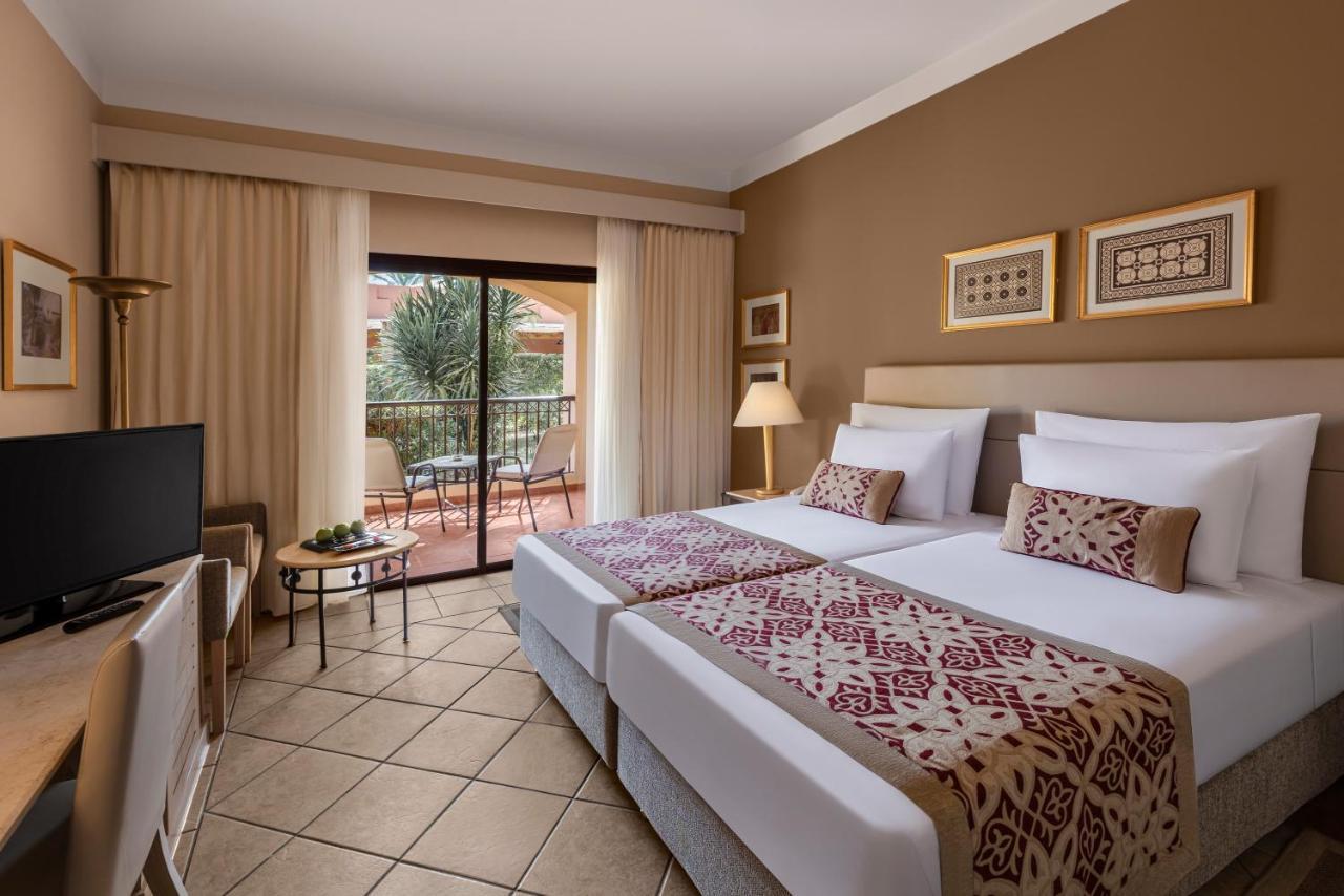 Jaz Makadi Saraya Resort Gurdaka Kültér fotó A room at the hotel
